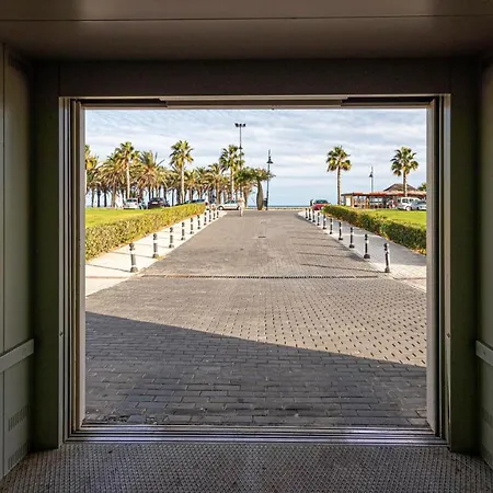 Lujoso Duplex En Los Alamos. Torremolinos
